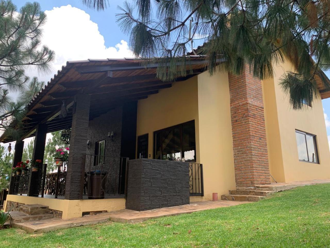 Cabana No.4 Puerta Del Bosque Mazamitla. Ngoại thất bức ảnh